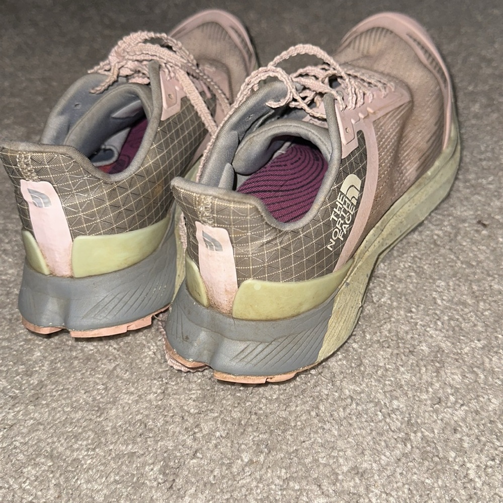 The North Face Vectiv Infinite 2 Pastel Pink Green and gray hiking shoes